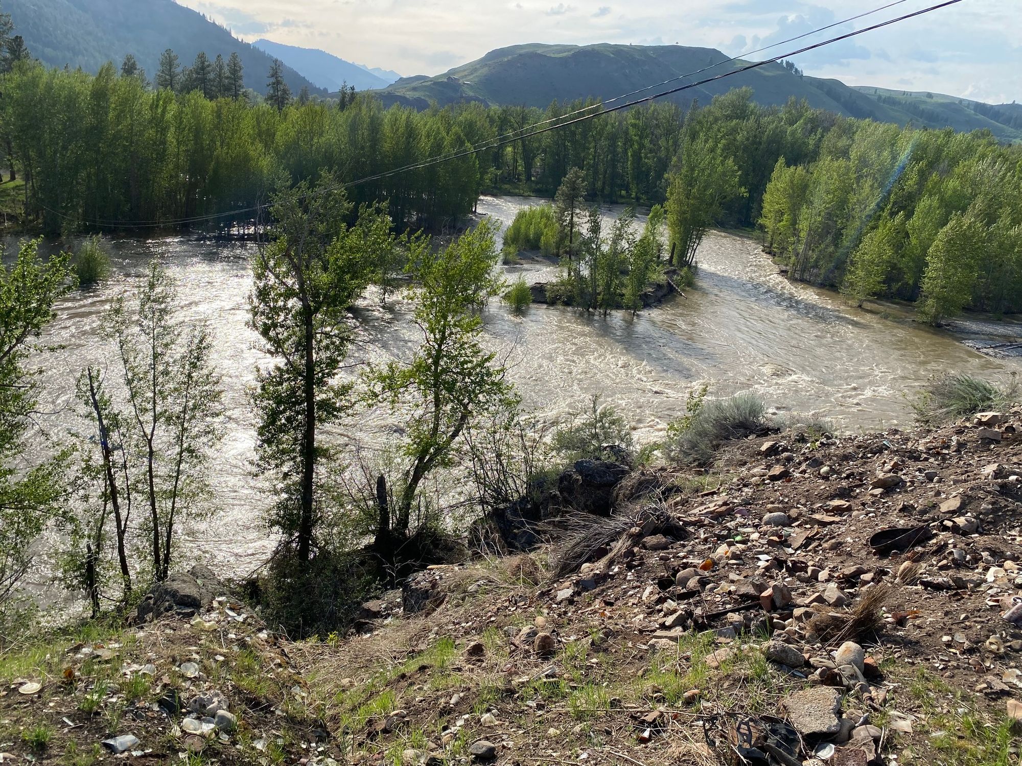 confluence of Twisp River and Methow River